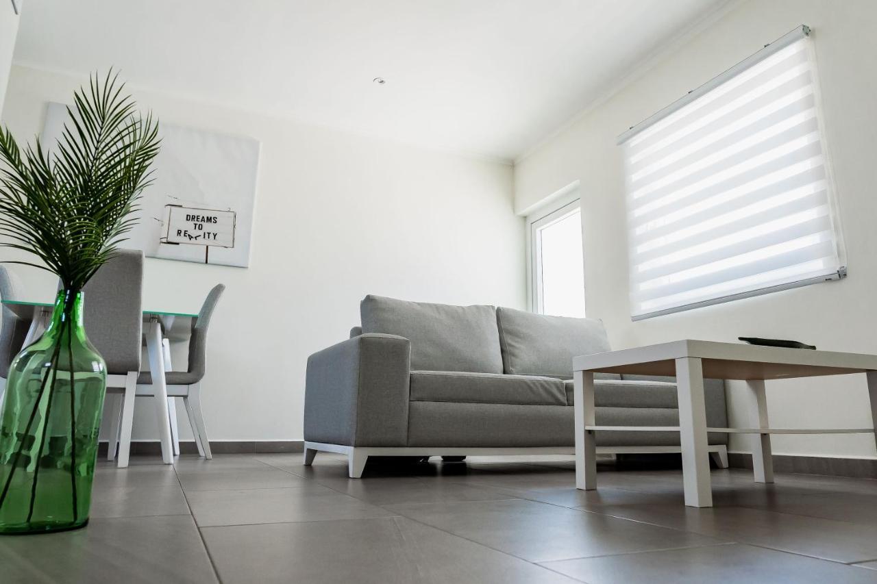 The Palm Leaf Apartments Noord Εξωτερικό φωτογραφία