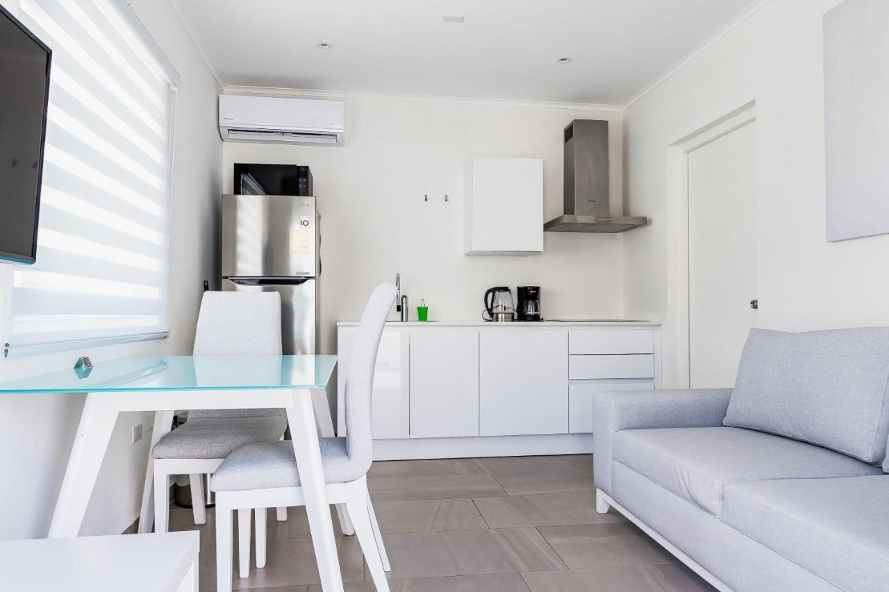 The Palm Leaf Apartments Noord Εξωτερικό φωτογραφία