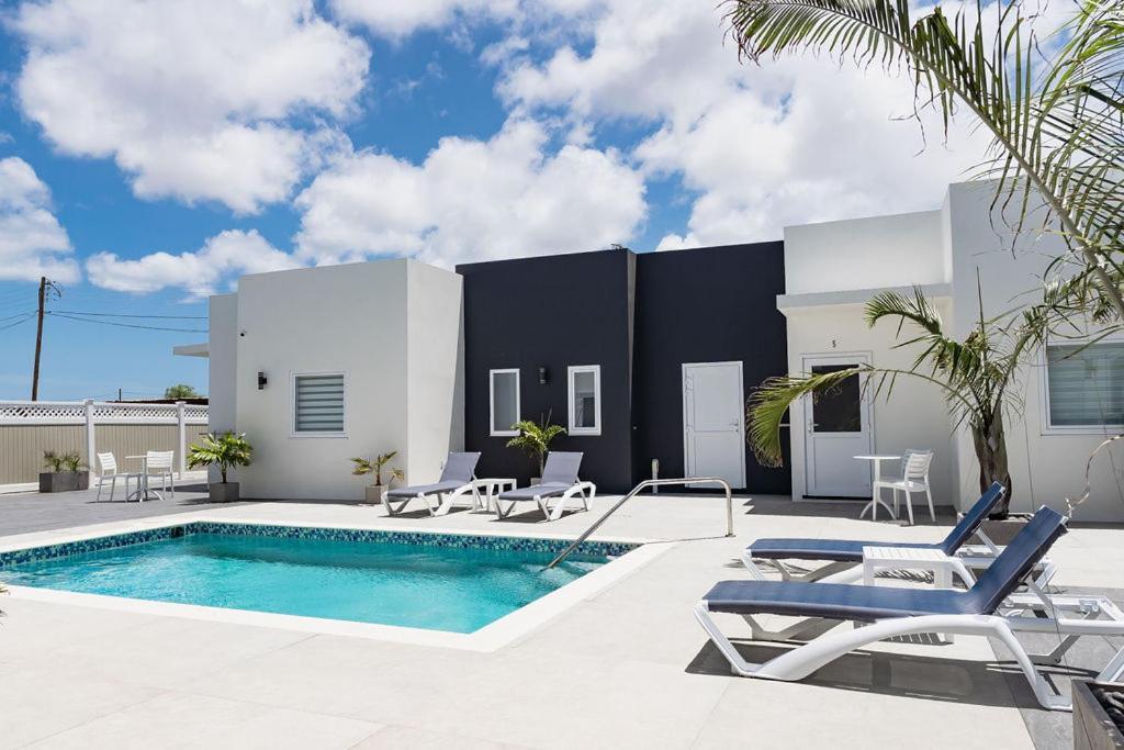 The Palm Leaf Apartments Noord Εξωτερικό φωτογραφία