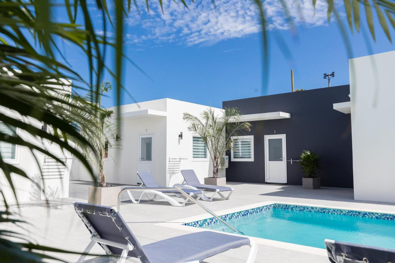 The Palm Leaf Apartments Noord Εξωτερικό φωτογραφία